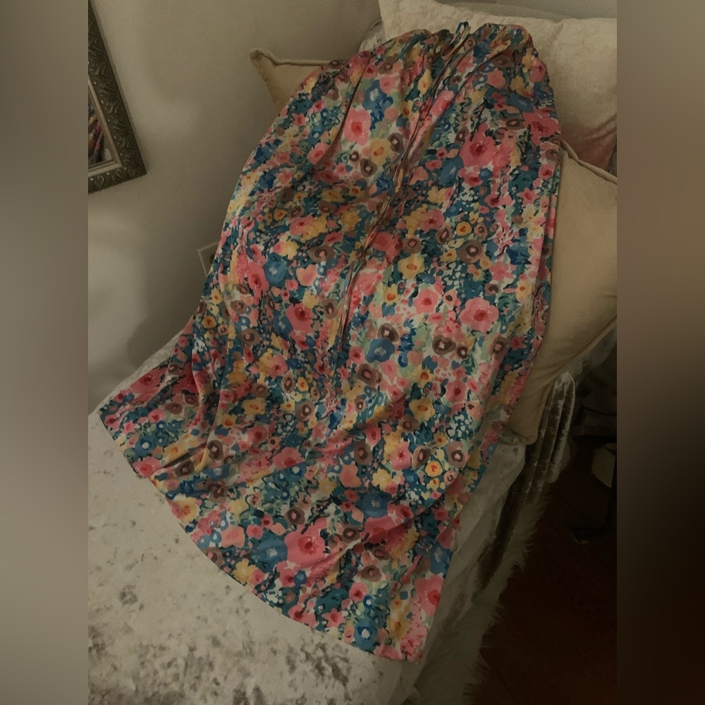 Beginning Boutique floral skirt Small